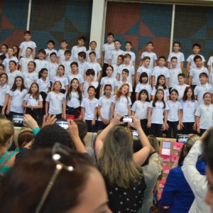 APRESENTAÇÕES EM HOMENAGEM AO DIA DAS MÃES