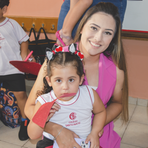 EDUCAÇÃO INFANTIL: SINGELOS GESTOS E SORRISOS, ORAÇÕES E BENÇÃOS - DIA DAS MÃES 2024