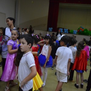 DESFILE DE FANTASIAS DO FUNDAMENTAL I