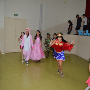 DESFILE DE FANTASIAS DO FUNDAMENTAL I