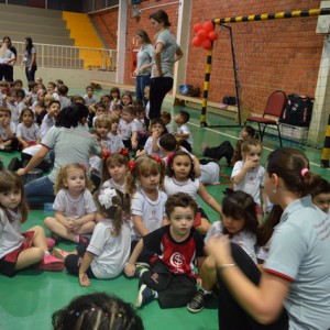 APRESENTAÇÕES EM HOMENAGEM AO DIA DAS MÃES