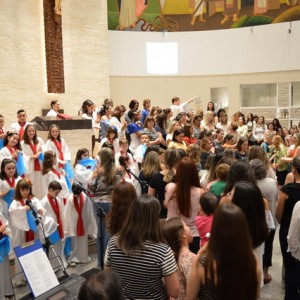 MISSA EM HOMENAGEM AO DIA DAS MÃES