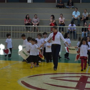 APRESENTAÇÕES EM HOMENAGEM AO DIA DAS MÃES