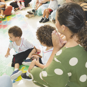 EDUCAÇÃO INFANTIL: SINGELOS GESTOS E SORRISOS, ORAÇÕES E BENÇÃOS - DIA DAS MÃES 2024