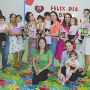 EDUCAÇÃO INFANTIL: SINGELOS GESTOS E SORRISOS, ORAÇÕES E BENÇÃOS - DIA DAS MÃES 2024