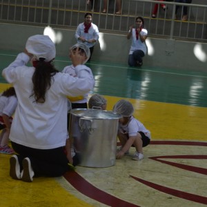 APRESENTAÇÕES EM HOMENAGEM AO DIA DAS MÃES