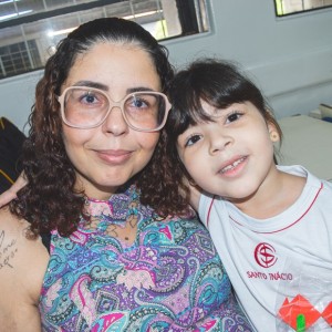 EDUCAÇÃO INFANTIL: SINGELOS GESTOS E SORRISOS, ORAÇÕES E BENÇÃOS - DIA DAS MÃES 2024