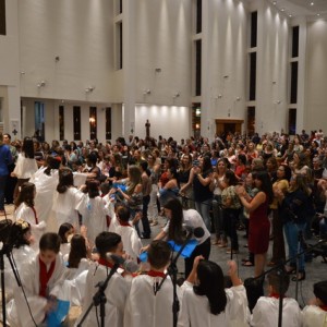 MISSA EM HOMENAGEM AO DIA DAS MÃES