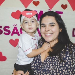 EDUCAÇÃO INFANTIL: SINGELOS GESTOS E SORRISOS, ORAÇÕES E BENÇÃOS - DIA DAS MÃES 2024