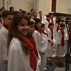 MISSA EM HOMENAGEM AO DIA DAS MÃES