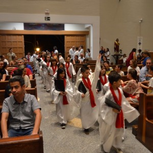 MISSA EM HOMENAGEM AO DIA DAS MÃES