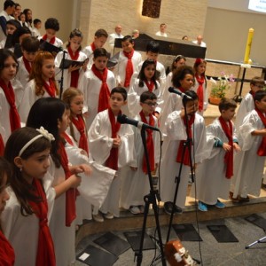 MISSA EM HOMENAGEM AO DIA DAS MÃES