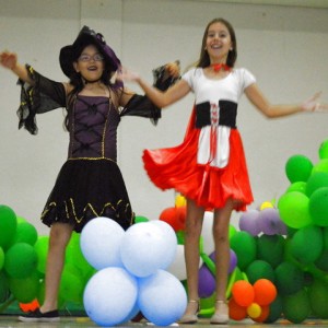 DESFILE DE FANTASIAS DO FUNDAMENTAL I