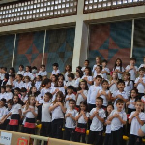 APRESENTAÇÕES EM HOMENAGEM AO DIA DAS MÃES