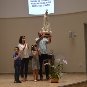 MISSA EM HOMENAGEM AO DIA DAS MÃES