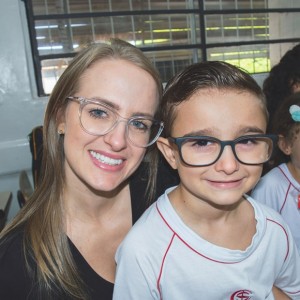 EDUCAÇÃO INFANTIL: SINGELOS GESTOS E SORRISOS, ORAÇÕES E BENÇÃOS - DIA DAS MÃES 2024