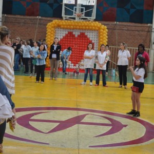 APRESENTAÇÕES EM HOMENAGEM AO DIA DAS MÃES