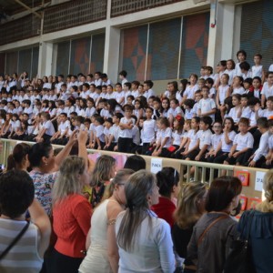 APRESENTAÇÕES EM HOMENAGEM AO DIA DAS MÃES