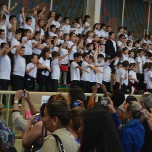 APRESENTAÇÕES EM HOMENAGEM AO DIA DAS MÃES