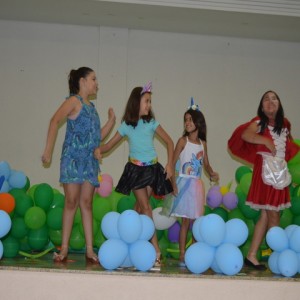 DESFILE DE FANTASIAS DO FUNDAMENTAL I