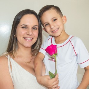 EDUCAÇÃO INFANTIL: SINGELOS GESTOS E SORRISOS, ORAÇÕES E BENÇÃOS - DIA DAS MÃES 2024