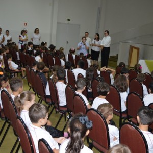 ARCEBISPO DOM ANUAR EM VISITA AO COLÉGIO SANTO INÁCIO