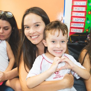 EDUCAÇÃO INFANTIL: SINGELOS GESTOS E SORRISOS, ORAÇÕES E BENÇÃOS - DIA DAS MÃES 2024