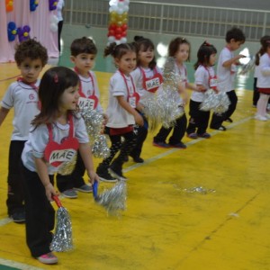 APRESENTAÇÕES EM HOMENAGEM AO DIA DAS MÃES