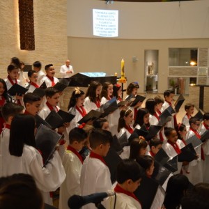 MISSA EM HOMENAGEM AO DIA DAS MÃES