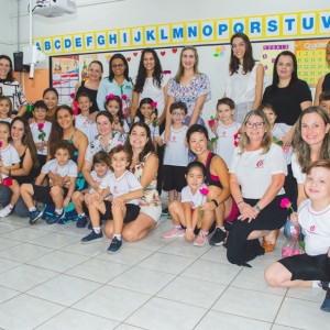 EDUCAÇÃO INFANTIL: SINGELOS GESTOS E SORRISOS, ORAÇÕES E BENÇÃOS - DIA DAS MÃES 2024