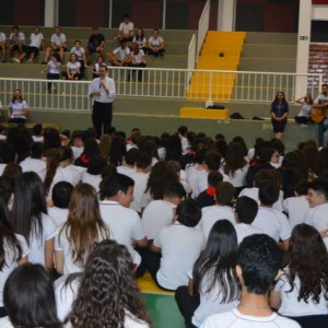 ARCEBISPO DOM ANUAR EM VISITA AO COLÉGIO SANTO INÁCIO