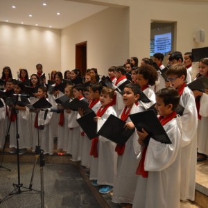 MISSA EM HOMENAGEM AO DIA DAS MÃES