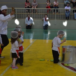 APRESENTAÇÕES EM HOMENAGEM AO DIA DAS MÃES