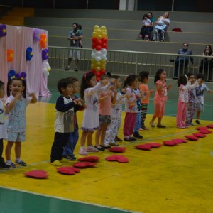 APRESENTAÇÕES EM HOMENAGEM AO DIA DAS MÃES