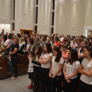 MISSA EM HOMENAGEM AO DIA DAS MÃES