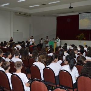 MISSA EM HOMENAGEM AO ESTUDANTE