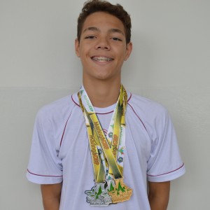 ALUNOS DO COLÉGIO SANTO INÁCIO CONQUISTAM MEDALHAS EM MAIS UM CAMPEONATO DE NATAÇÃO