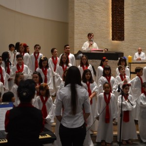 MISSA EM HOMENAGEM AO DIA DAS MÃES