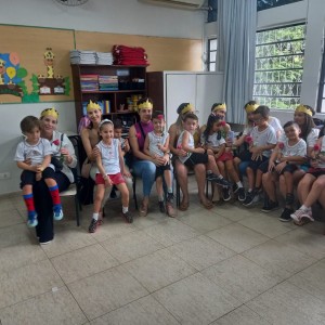 EDUCAÇÃO INFANTIL: SINGELOS GESTOS E SORRISOS, ORAÇÕES E BENÇÃOS - DIA DAS MÃES 2024