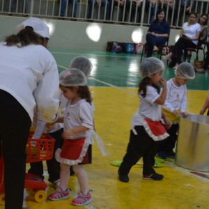 APRESENTAÇÕES EM HOMENAGEM AO DIA DAS MÃES