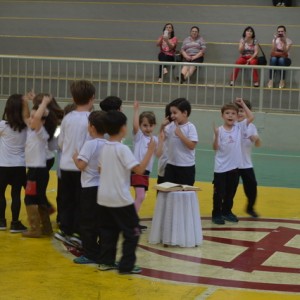 APRESENTAÇÕES EM HOMENAGEM AO DIA DAS MÃES