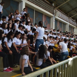 APRESENTAÇÕES EM HOMENAGEM AO DIA DAS MÃES