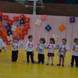 APRESENTAÇÕES EM HOMENAGEM AO DIA DAS MÃES