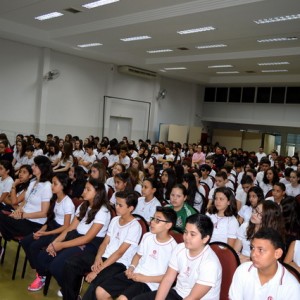 MISSA EM HOMENAGEM AO ESTUDANTE