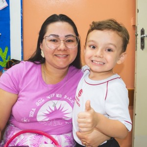 EDUCAÇÃO INFANTIL: SINGELOS GESTOS E SORRISOS, ORAÇÕES E BENÇÃOS - DIA DAS MÃES 2024