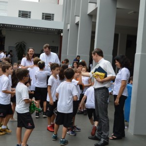 ARCEBISPO DOM ANUAR EM VISITA AO COLÉGIO SANTO INÁCIO