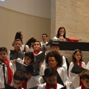 MISSA EM HOMENAGEM AO DIA DAS MÃES