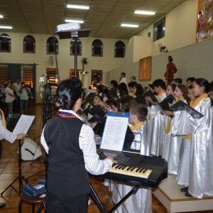 MISSA EM HOMENAGEM AS MÃES