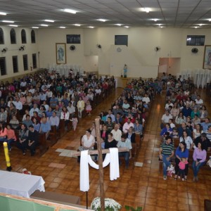 MISSA EM HOMENAGEM AS MÃES