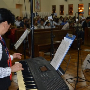 MISSA EM HOMENAGEM AS MÃES